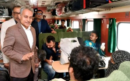 Govt doing its best to ensure hassle-free Eid journey, says minister