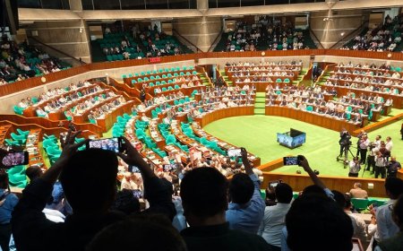 The parliament session will begin at 11am