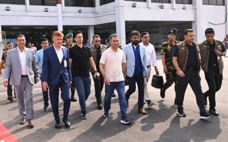 The prime minister arrived at Saidpur on the way to Dinajpur to inaugurate the canal excavation project