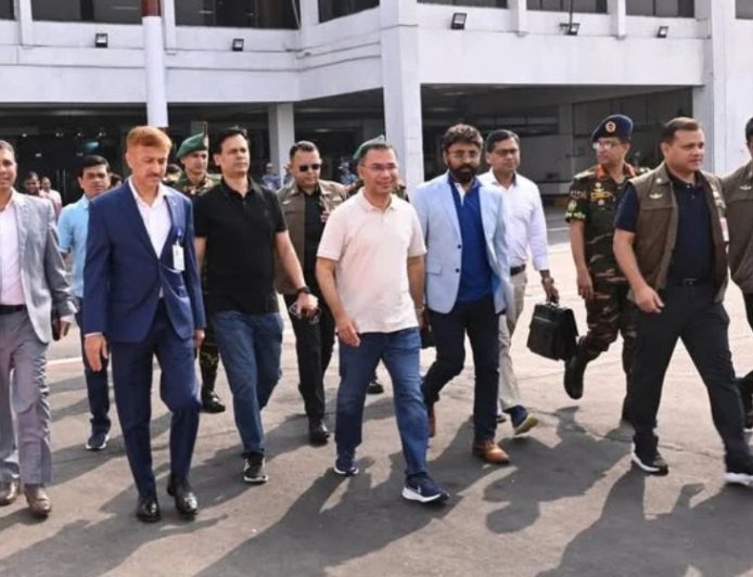 The prime minister arrived at Saidpur on the way to Dinajpur to inaugurate the canal excavation project