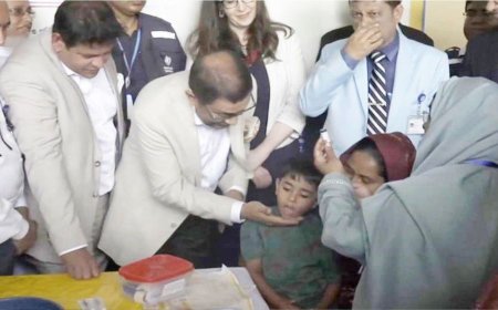 The Health Minister has launched a nationwide measles-rubella vaccination campaign