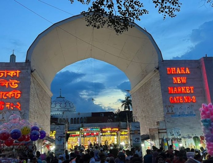 Shopping malls have been instructed to shut by 8pm