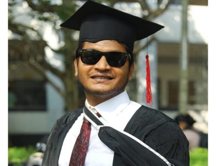 A Chhatra Dal leader has resigned, voicing criticism of the BNP’s position on the July referendum