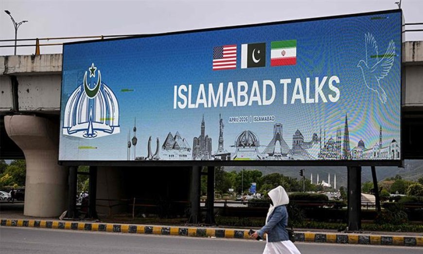 An Iranian delegation has arrived in Pakistan for talks with the United States, while Vance is on his way to join the discussions