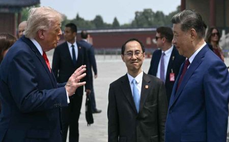 Chinese President Xi Jinping warned US President Donald Trump over Taiwan during a summit in Beijing