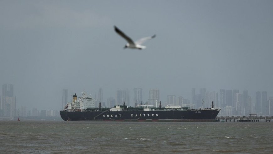Iranian media reported fresh “sporadic clashes” with US forces in the Strait of Hormuz amid escalating regional tensions