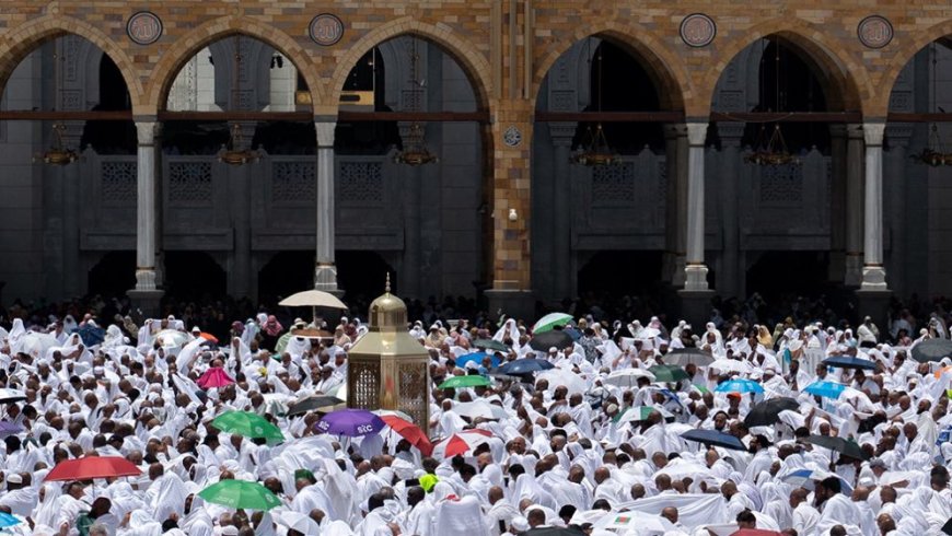 Saudi authorities have warned Hajj pilgrims to prepare for dust storms and extreme heat during the annual pilgrimage