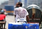 Scorching Heatwave Grips 40 Districts, Making Life Difficult