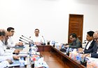 PM Chairs Meeting on Reopening and Management of Closed Factories
