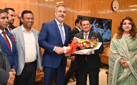 Turkey’s Foreign Minister Reaches Dhaka on Two-Day Official Trip