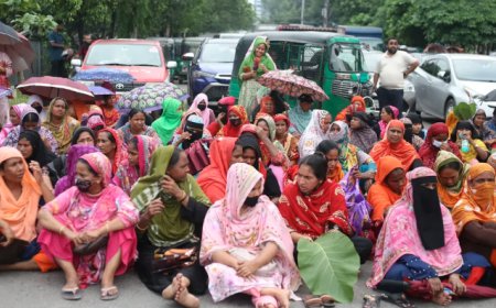 Garment workers block Tejgaon road demanding unpaid wages, causing traffic disruption