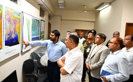 PM makes surprise visit to SPARRSO, urges modernisation of Bangladesh's space research