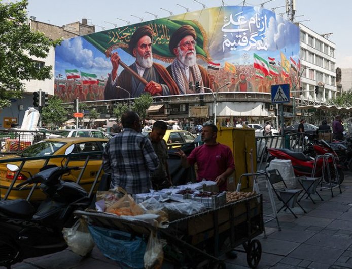 Iran Launches Attacks on Bahrain and Kuwait After New US Assaults