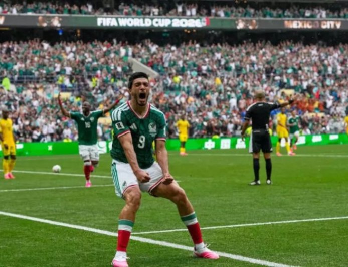 Mexico cruises in opener as South Africa reduced to nine players after two red cards