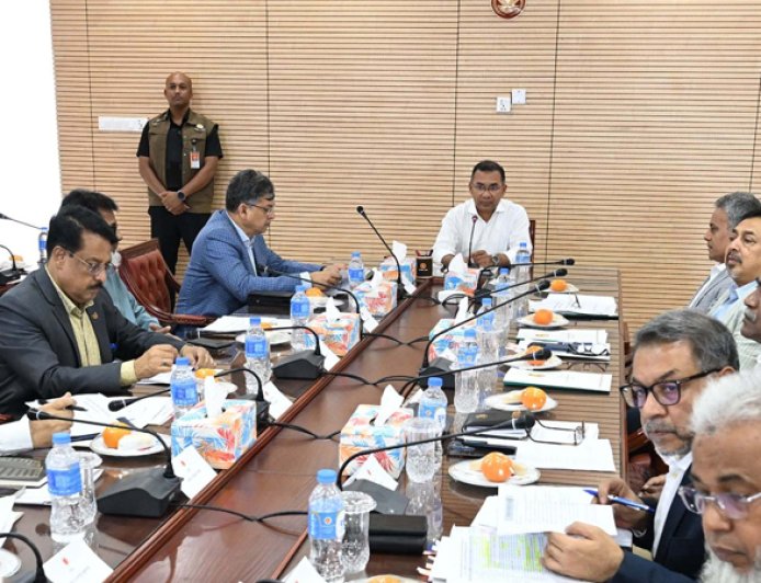 Prime Minister chairs meeting on reducing traffic congestion and upgrading traffic management systems