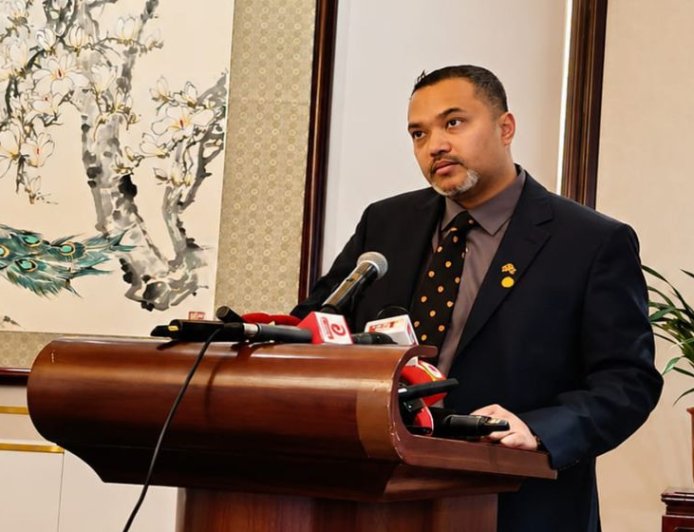 Mahdi Amin Addresses Media in China Teesta master plan emerges as key focus of expanding Bangladesh-China water cooperation