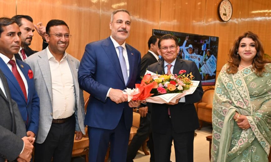 Turkey’s Foreign Minister Reaches Dhaka on Two-Day Official Trip