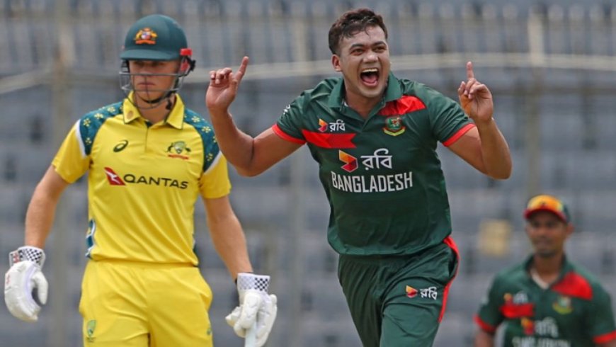 Australia lose three wickets without adding a run to the scoreboard