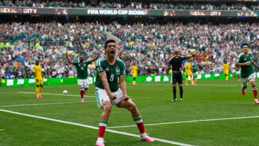 Mexico cruises in opener as South Africa reduced to nine players after two red cards
