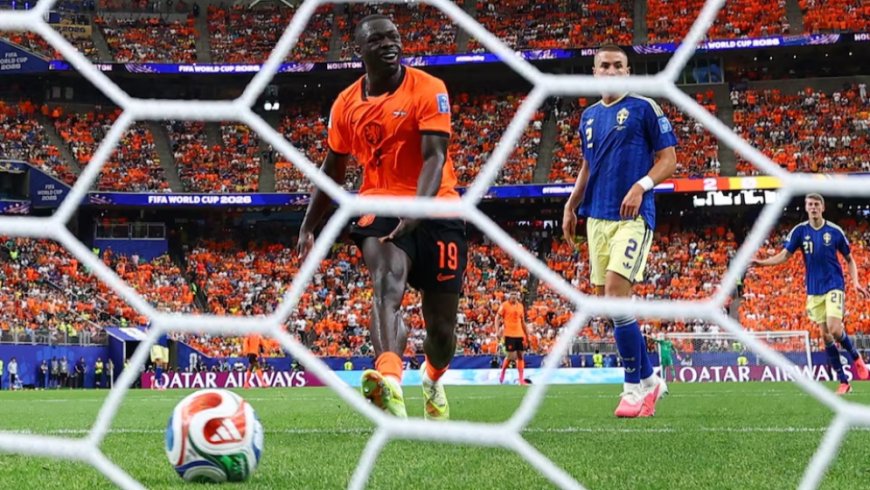 Brobbey stakes strong claim to become Netherlands' leading attacking option