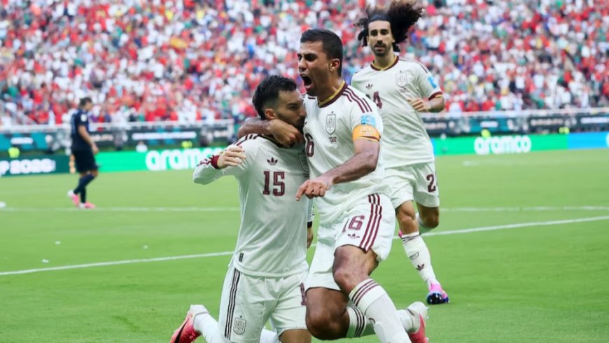 Baena's Winner Sends Spain into World Cup Knockout Stage