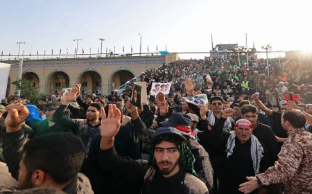 Huge Crowds Gather as Khamenei Funeral Ceremonies Begin