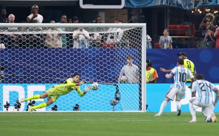 Messi's brilliance overshadows recurring penalty woes