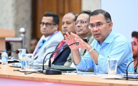PM Urges Youths to Embrace Entrepreneurship Despite Challenges