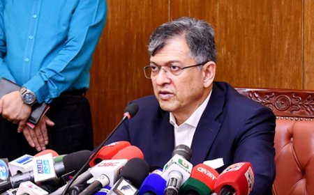 Salahuddin: Govt working to bring education system up to global standards