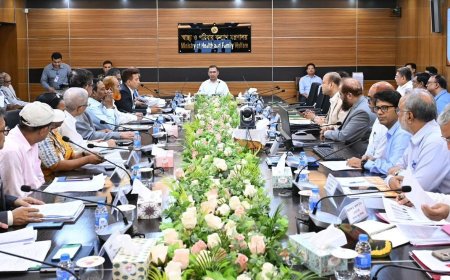 PM Orders Steps to Strengthen Healthcare Services for Marginalised Communities