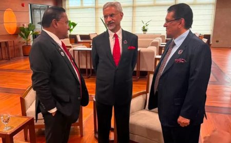 Bangladesh, Indian foreign ministers exchange greetings at ASEAN Regional Forum