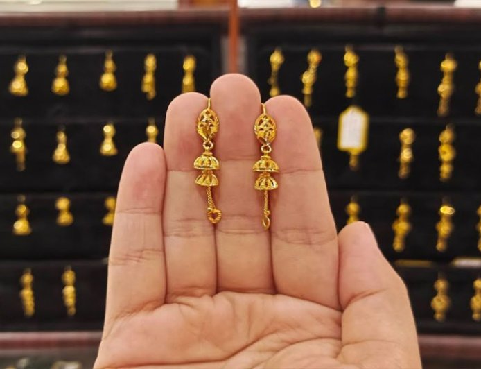 Today's Gold Price Update: 22-Carat Gold Surges to Tk228,556 per Bhori