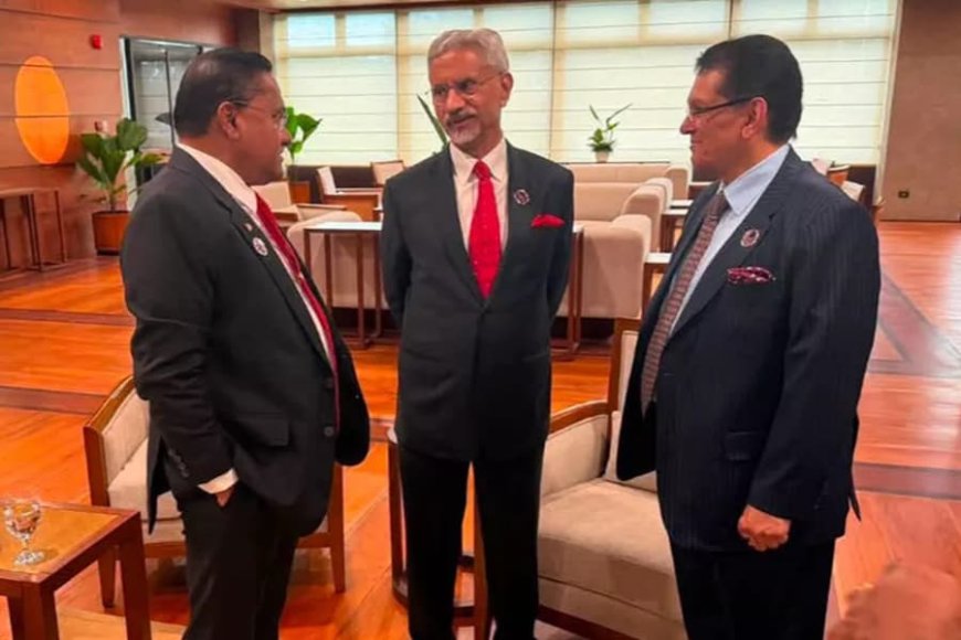 Bangladesh, Indian foreign ministers exchange greetings at ASEAN Regional Forum