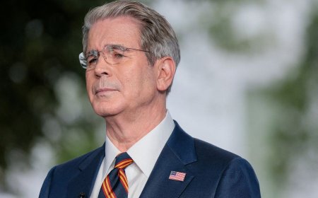 US threatens Iran with unprecedented economic isolation, with new measures expected to be announced next week