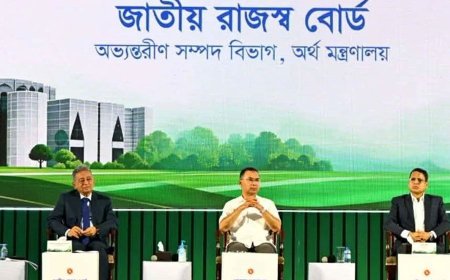 Prime Minister Attends Revenue Conference
