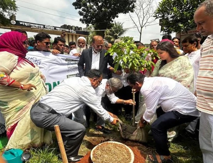 The government aims to preserve 25 crore trees to help mitigate the impacts of climate change, said Faridul