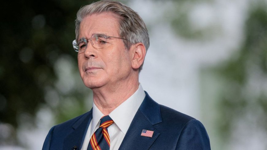US threatens Iran with unprecedented economic isolation, with new measures expected to be announced next week