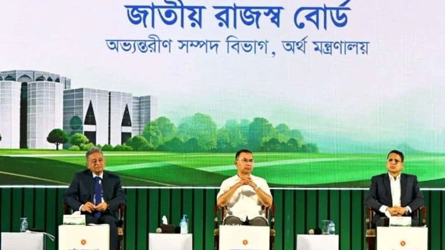 Prime Minister Attends Revenue Conference