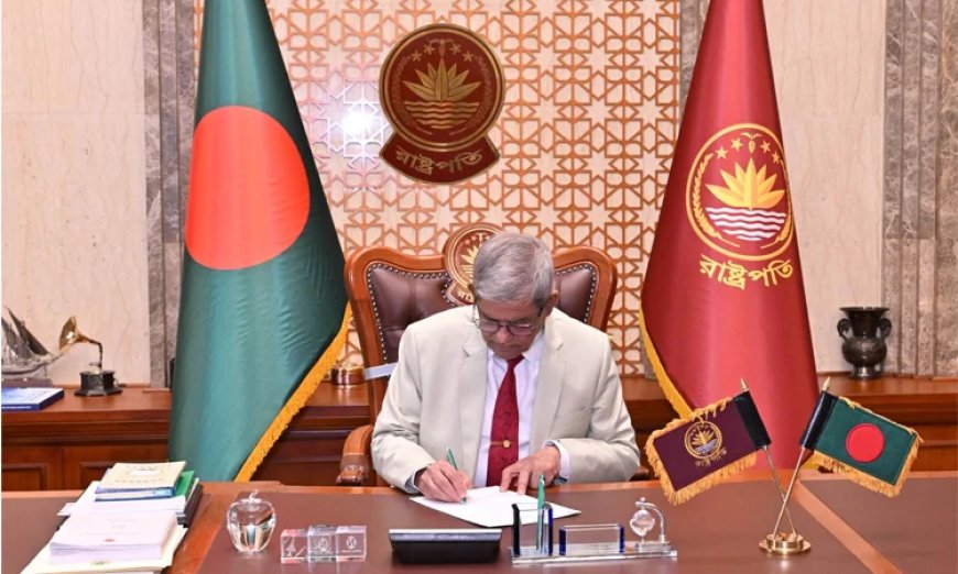 President Mirza Fakhrul assumes official duties at Bangabhaban