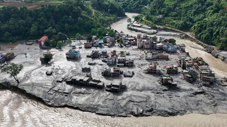 Rescuers Struggle Through Floods and Debris as Himalayan Disaster Death Toll Nears 800