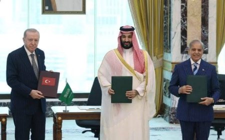 Pakistan Rules Out Expansion of Mecca Defence Pact for Now