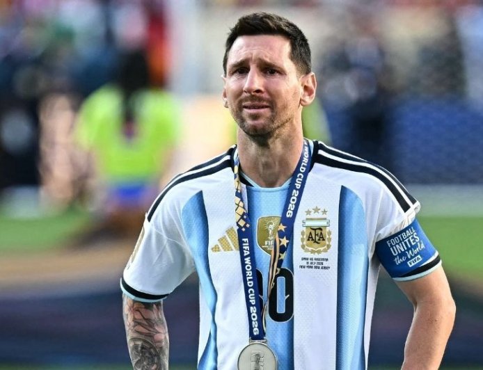 Lionel Messi Announces Retirement from International Football