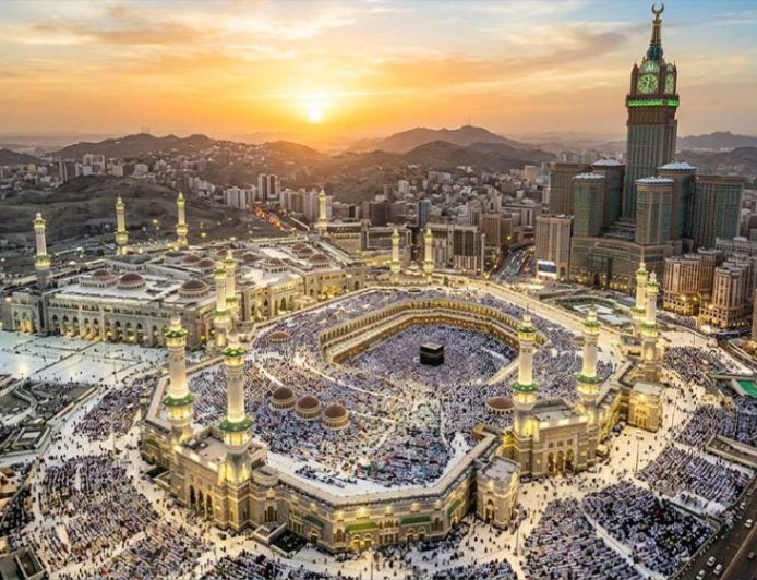 Saudi Arabia says Houthis targeted Makkah, warns security of holy sites is a ‘red line’