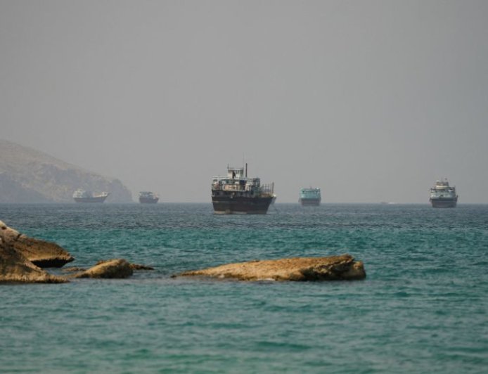 Iran proposes reopening Strait of Hormuz within seven days
