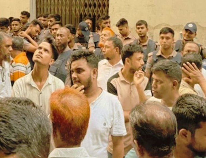 Several AL Leaders, Activists Detained from Jasad Office