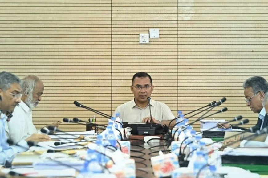 ECNEC meeting begins with PM in the chair