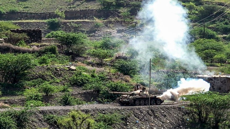 Houthis Say Saudi Strikes Kill One, Hit Three Telecom Towers