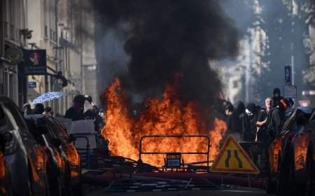 Tens of Thousands Take to Streets in France Demanding Better Education
