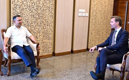 PM Welcomes Dutch Interest in Conducting Feasibility Study for Teesta Project