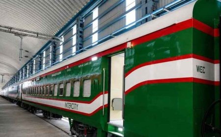 India Dispatches First 18 Coaches Under Tk915 Crore Bangladesh Railway Deal